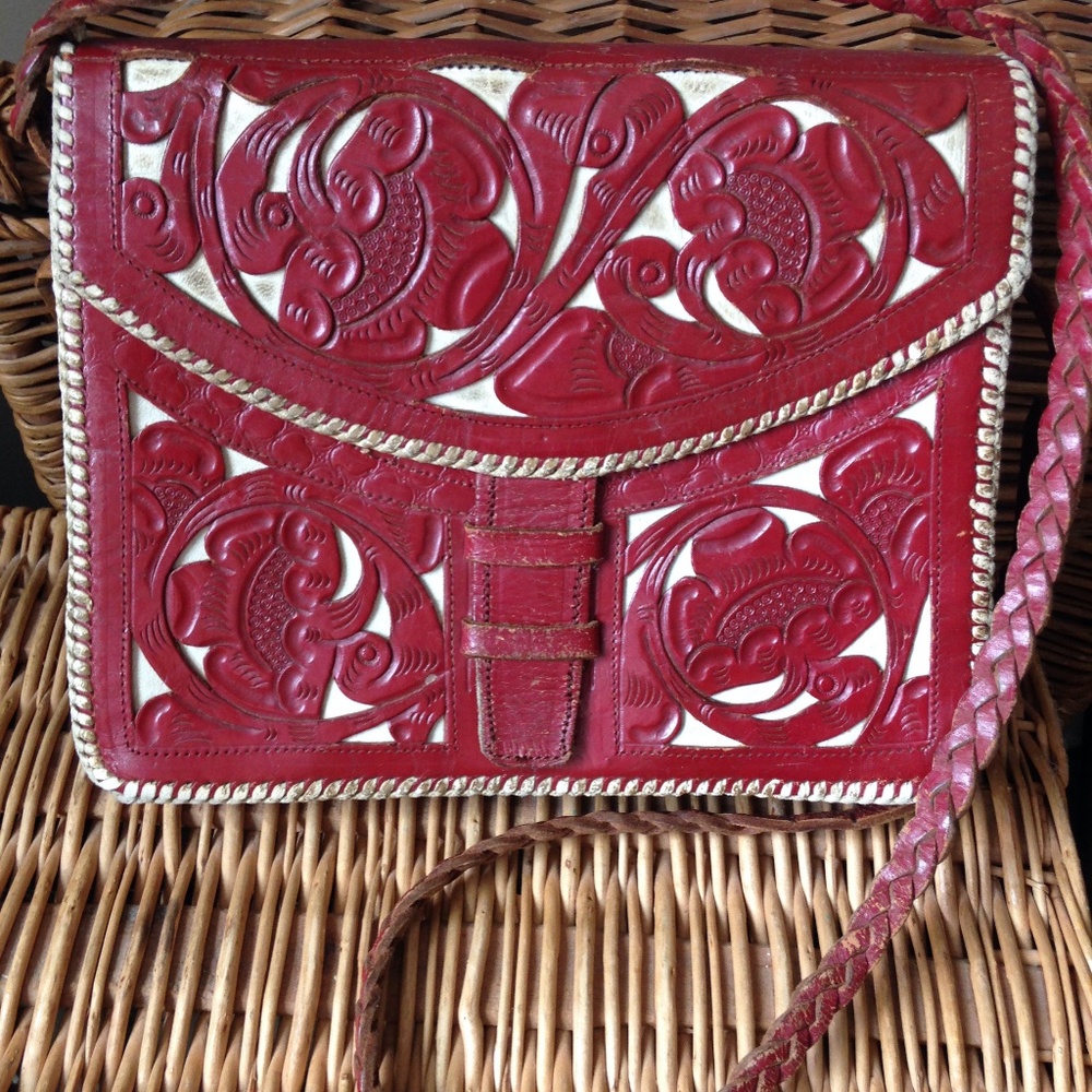 vintage 40's tooled leather shoulder bag red & white handbag Guatemala flowers